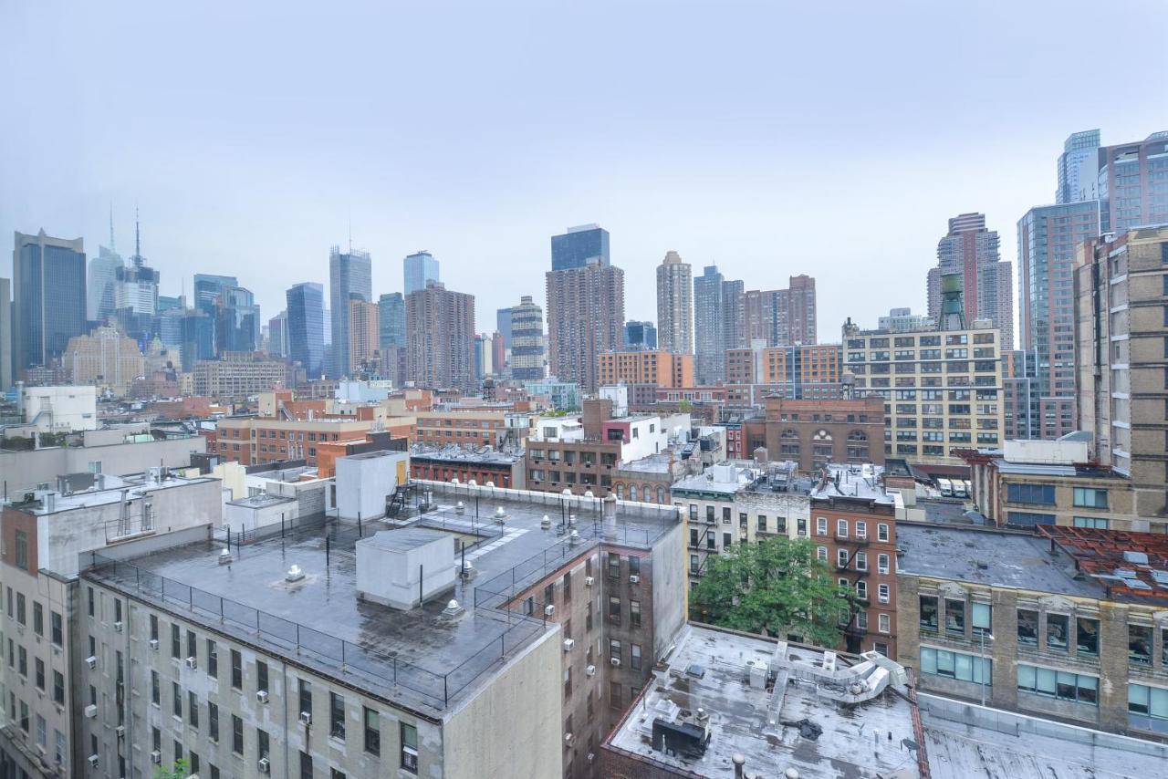 Holiday Inn Express Manhattan Midtown West By Ihg New York Exteriör bild